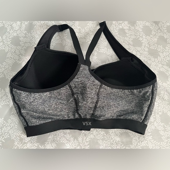 Victoria's Secret VSX Knockout Front Zip Sports Bra 34DDD Gray Black Padded - Picture 9 of 10